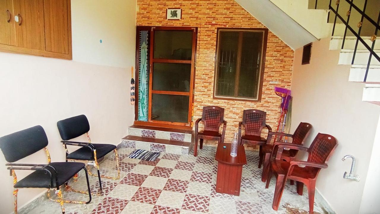 Thiru Arunai Guest House Tiruvannāmalai Exterior foto